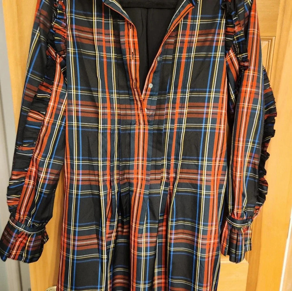 J. Crew Belted ruffle dress in Black Stewart tartan Size Small - Picture 7 of 10